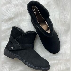 🆕 Ugg Women's Black Zariyah Ankle Boot Faux Fur Lined Size 5